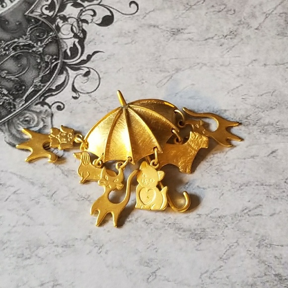 💚Amazing💜 VTG Umbrella Brooch - Picture 6 of 7